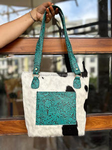 Bolsos de mano de cuero de piel sintética de estilo occidental único para mujer, bolsos de mano Vintage de piel con estampado de Color en relieve - Product Image 4