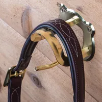 Harnais de cheval de style anglais en cuir de qualité supérieure, personnalisable, durable, équipement équestre avec une tourelle élégante pour l'entraînement des chevaux