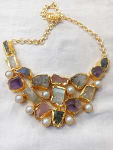 Collier de mode semi-pierres fait main, bijou statement, collier à fil ajustable pour femme - Product Image 5