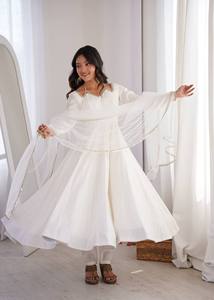 Salwar Tradicional Blanco Marfil para Mujer, con Dupatta de Tela, Diseño Otoñal, Minimalista, para Bodas, Fiestas Eid, Vestido Étnico de Seda Romana Pura - Product Image 3