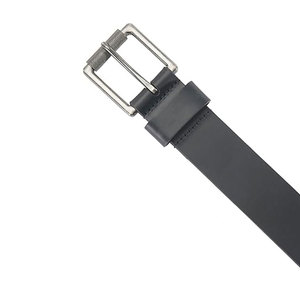 Ceinture en cuir avec finition haut de gamme et ajustement confortable, idéale pour les tenues professionnelles, les vêtements décontractés et l'usage quotidien - Product Image 2