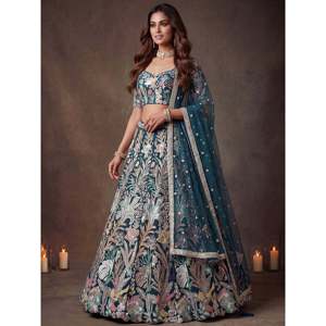 Conjunto de Lehenga Choli de Talla Grande para Mujer con Encantadores Lentejuelas Azules y Malla - Product Image 5