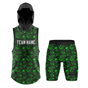 Uniforme 7v7 durable fabriqué avec un tissu à séchage rapide qui améliore le confort et la flexibilité pour les activités sportives - Product Image 1