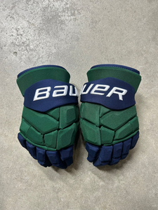 Gants de hockey sur glace imperméables, durables, rembourrés, chauffants, respirants, de haute qualité, couleur et logo personnalisables, service OEM - Product Image 1