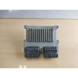 Equus - Módulos de Computación y ECUs Usados 391063CVD0 - Product Image 1