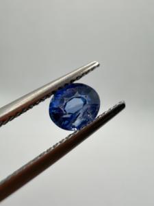 Zafiro Azul Real Natural 6x5x4mm 1.20CT Corte Ovalado Personalizado Suelto con Juego de Color y Fuego, Muestra para Fabricación de Moldes, Ceilán Sri Lanka - Product Image 6