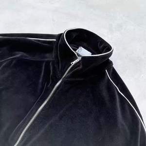Pantalon de survêtement unisexe noir en velours avec bandes latérales blanches, taille élastique, coupe régulière, longueur intégrale, décontracté, pour l'automne, séchage rapide - Product Image 5