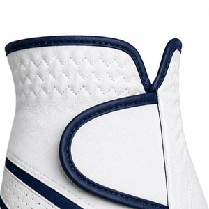 Gant de golf confortable, fabrication haut de gamme, mouvement flexible et maintien de la préhension fiable pour les longues sessions de jeu - Product Image 3