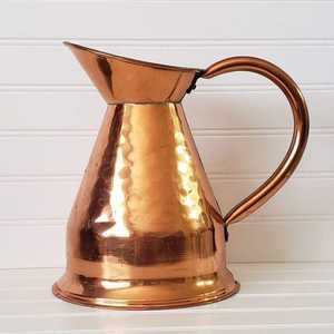 Jarra antigua de cobre martillado, perfecta para realzar la decoración del comedor y al mismo tiempo almacenar agua enriquecida con cobre naturalmente purificado. - Product Image 4