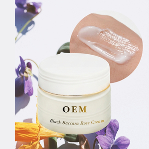 Crème hydratante pour le visage CHORUS Rosa Hybrid Flower Extract, réparation de la barrière cutanée, soin raffermissant et élastifiant pour peaux sensibles et sèches - Product Image 1