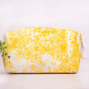 Wholesale Unique Printed Cosmetic Set Custom Cotton Makeup <b>Bag</b> Case Quilted <b>Travel</b> <b>Toiletry</b> Pouch Zipper Closer Washable Storage - Product Image 3