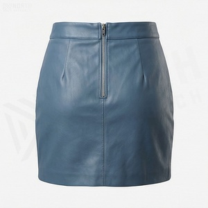 Jupe crayon mini en similicuir pour femme, couleur unie, avec fente latérale, taille normale, style minimaliste, à porter en toutes saisons - Product Image 2