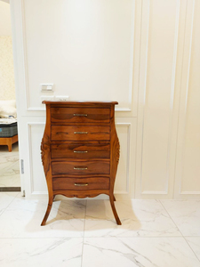 Élégantes armoires de rangement en teck de style néo-classique européen avec 5 tiroirs pour salon - Design durable - Product Image 1