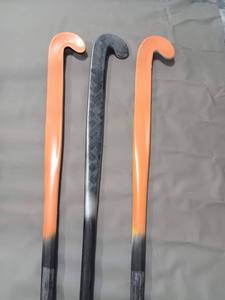Bâtons de hockey sur gazon 100% carbone pour gardien de but et junior, intérieur/extérieur, fabriqués par Eoin Winston Sports pour l'entraînement et le divertissement - Product Image 1