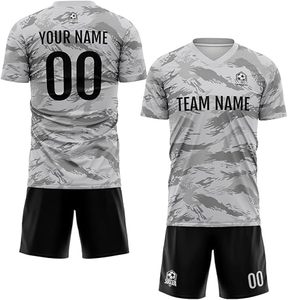 เสื้อฟุตบอลพรีเมียมสำหรับผู้ชาย ลายพราง พิมพ์ลายแบบซับลิเมชั่น คอวี ระบายเหงื่อได้ดี แขนสั้น ทรงปกติ ชุดทีมสำหรับผู้ใหญ่ - Product Image 1