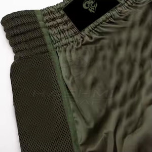 Vêtements de sport de haute qualité pour athlètes professionnels, shorts de boxe confortables en tissu léger pour l'entraînement et la compétition - Product Image 5