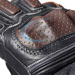 Guantes de Motocicleta de Cuero con Dedos Completos para Hombre, Precio de Oferta, Color Personalizado, Uso en Exteriores, Diseño Transpirable Antideslizante, Hechos en Pakistán - Product Image 4