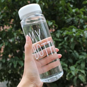 Bouteilles d'eau en PET avec bouchon à vis, 300 ml et 500 ml, écologiques, pour le camping, couleur et logo personnalisés, échantillon gratuit, fabriquées au Vietnam, compatibles lave-vaisselle - Product Image 6