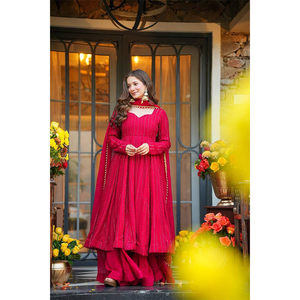 Nueva Colección de Diseñador de Ropa Tradicional India, Vestido Sharara con Estampado Floral, para Fiestas y Eventos - Product Image 1