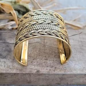 Brazalete Ajustable de Cobre Moderno, Color Personalizado, Diseño Grabado, Fundición a Presión, Ecológico, Recuerdos de Boda de Metal - Product Image 1