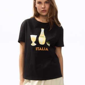 Camisetas de Cuello Redondo y Manga Corta para Mujer, Personalizables con el Logotipo de tu Marca - Product Image 1