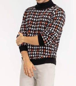 Pull tricoté pour homme à col rond et manches longues, motif vintage coloré, design original et audacieux - Product Image 4