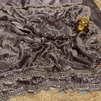 Sari en soie Royal Pure Space avec broderie originale de perles dorées, bordure découpée par des designers, chemisier fantaisie lourd, sari de soirée haut de gamme