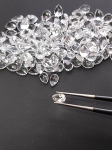 Topacio Blanco Natural 7x5MM Corte Pera, Calidad Superior, Calibrado, Gema Suelta para Joyería de Diseño - Product Image 1