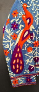 Veste matelassée en laine tricotée respirante brodée à la main Suzani, motifs paon cousus main, manches longues pour femme - Product Image 6