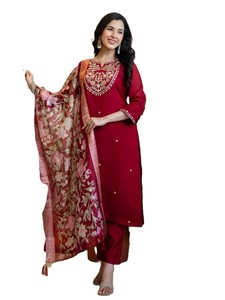 Robe Anarkali en soie pour femmes, rouge, brodée, tenue traditionnelle indienne pour mariage et fêtes, toutes saisons, coupe classique - Product Image 1