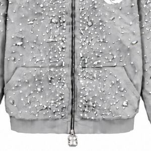 Sudadera con capucha gris claro perlado con cremallera completa, chaqueta de moda urbana con cristales incrustados, sudadera con capucha de manga larga - Product Image 5