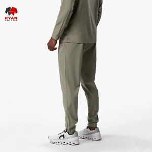 Chándal para Hombre Ryan Pro Gear, Diseño Personalizado, Tela Cómoda, Corte Regular, con Logotipo Personalizado, Cierre de Cremallera - Product Image 5