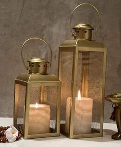 Faroles Marroquíes Elegantes de Metal y Vidrio con Lámpara de Farol y Portavelas Colgantes para Decoración del Hogar, Diwali, Eid, Navidad - Product Image 1