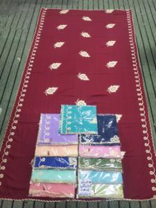 Voile africain pour foulard et hijab |   Écharpe en Chiffon de Luxe Broderie Florale et Strass pour l'Été en Afrique de l'Ouest - Product Image 2