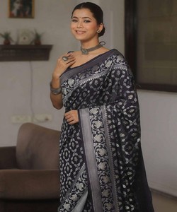 Black Silk Saree With Silver Floral Pattern Traditional Indian Wedding Wear <b>Floor</b>-Length Regular Fit Women's Sari - Product Image 4