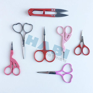 Mayorista de todo tipo de tijeras de bordado, proveedores profesionales de tijeras para enhebrar, tijeras de bordado con color Pantone personalizado - Product Image 1