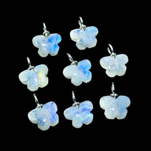 Colgante de mariposa de piedra lunar arcoíris llamativo, de plata de ley 925, tallado a mano, para la fabricación de joyas. - Product Image 6