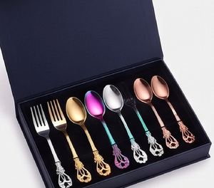 Elegante Juego de Cubiertos Metálicos con Acabado Espejo de Alta Calidad, Resistentes al Óxido, en Plata, Oro, Arcoíris y Oro Rosa para Uso Doméstico - Product Image 6