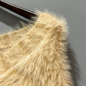 OEM personnalisable dames vêtements d'hiver à la mode Cardigan floue Jacquard manches longues tricots chauds Style décontracté pour les femmes - Product Image 3