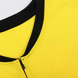 Tenue de football prête à l'emploi à prix de gros, haute performance et confort pour l'entraînement et les matchs en extérieur - Product Image 3
