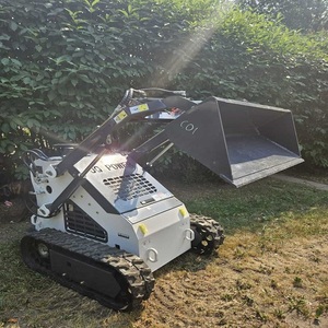 รถตักล้อยางขนาดเล็ก JQ Power Compact Skid Steer Loader ประสิทธิภาพสูง พร้อมส่วนประกอบระดับพรีเมียมและระบบส่งกำลังที่มีประสิทธิภาพ สำหรับขาย - Product Image 5