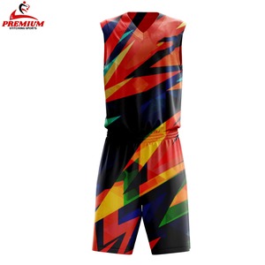 Uniformes de basketball personnalisés en gros, imprimés par sublimation, logo brodé, anti-UV, séchage rapide, grandes tailles, respirants, service OEM - Product Image 5