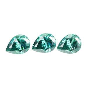 Pierre de Moissanite Verte Taille Poire, Clarté VVS, Alternative au Diamant de Laboratoire, Traitée Thermiquement, Idéale pour la Fabrication de Bijoux, Vente en Gros - Product Image 2