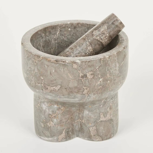Mortero y pilón de mármol de tamaño compacto para espacios de cocina pequeños y necesidades de molienda diaria, con eficiencia. - Product Image 1
