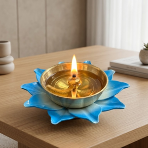 Lámpara Diya de Latón Hecha a Mano de 3 Pulgadas, Lámpara Decorativa de Aceite con Base de Loto Azul, Decoración de Mesa, Iluminación Espiritual, Calidad de Exportación - Product Image 1