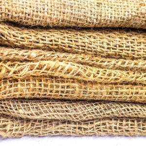 Tissu en jute naturel écologique absorbant l'humidité pour la construction et la couverture de béton, adapté aux régions du Golfe et d'Arabie Saoudite - Product Image 2