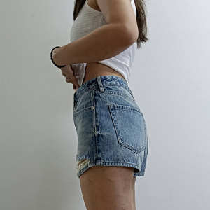 กางเกงขาสั้นผ้ายีนส์เอวต่ำเซ็กซี่สำหรับผู้หญิง กางเกงขาสั้นยีนส์ยืดเข้ารูปสำหรับงานปาร์ตี้ วันหยุด และแฟชั่นแนวสตรีท - Product Image 4