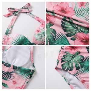 Maillot de bain une pièce rose à fleurs tropicales pour femme avec soutien-gorge push-up et tissu extensible - Product Image 4