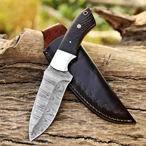 Couteau de chasse artisanal à lame large en acier Damas, manche en bois anthracite, avec embout en acier – Vente en gros de couteaux de camping - Product Image 5