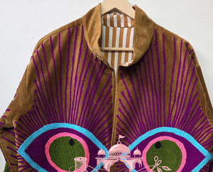 Veste matelassée en velours tissé respirant faite à la main avec broderie œil porte-bonheur en points de chaînette, style bohème, coupe oversize, pour l'hiver - Product Image 1